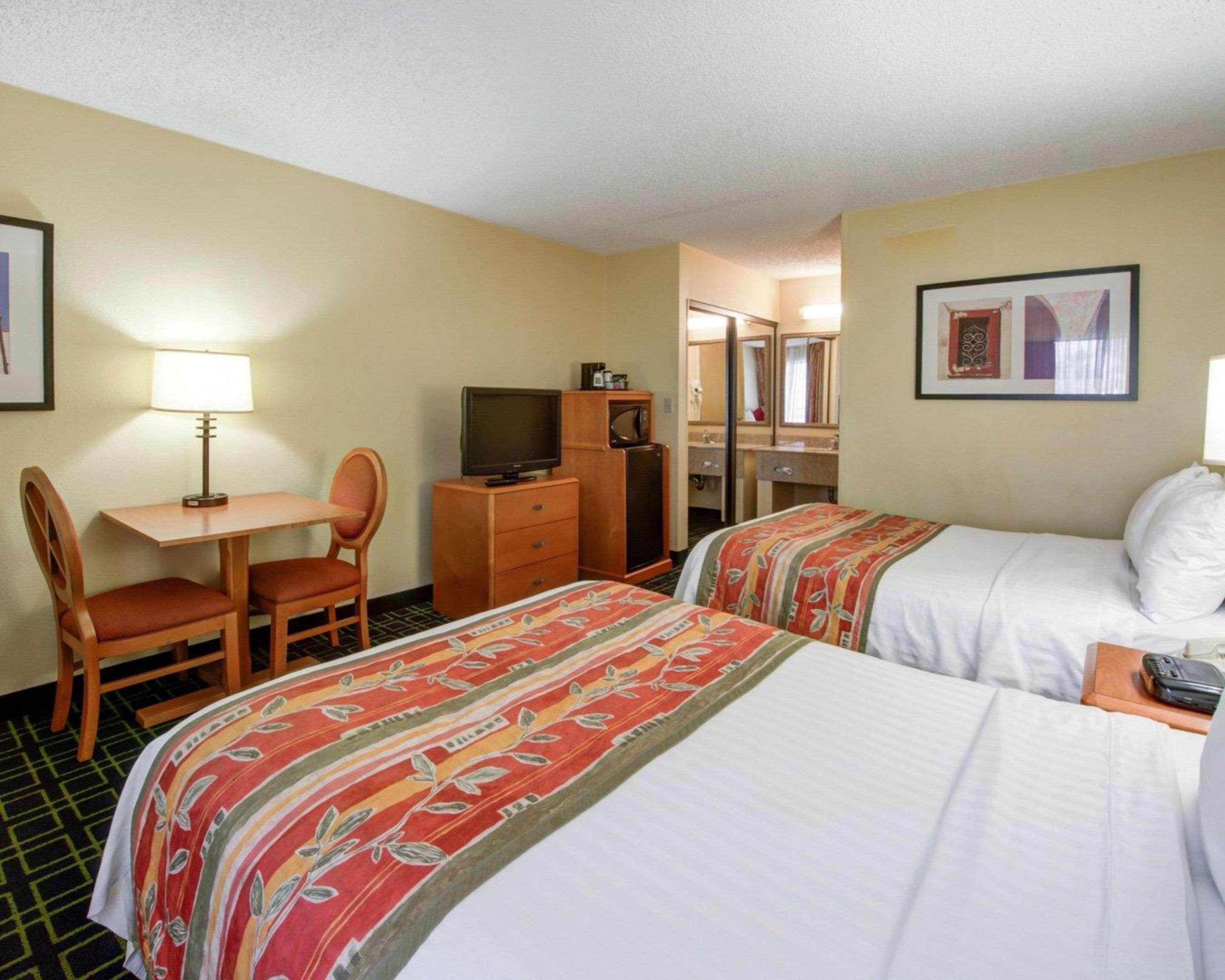 Quality Inn Placentia Anaheim Fullerton Extérieur photo