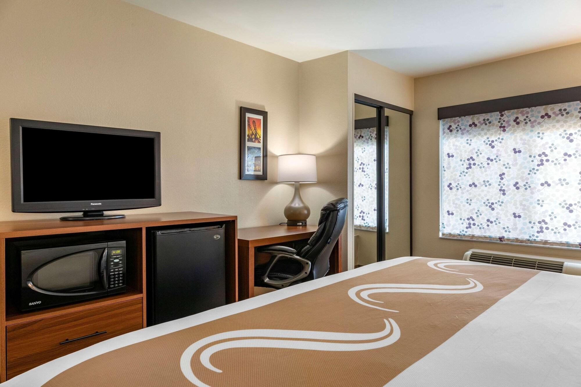Quality Inn Placentia Anaheim Fullerton Extérieur photo